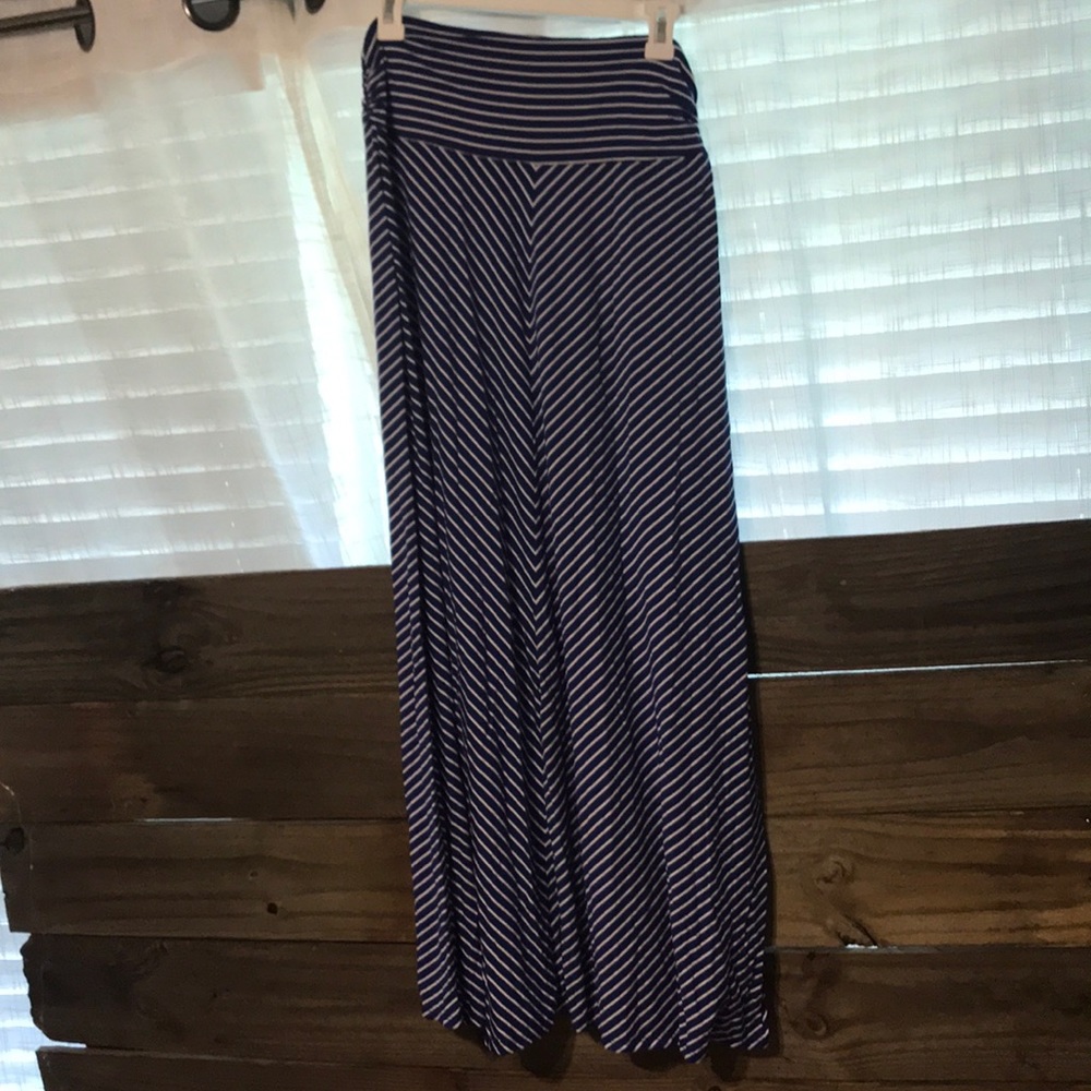 Flowy Maxi Skirt!